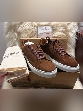 NWT Trask sneakers handcrafted in Italy SIZE 9.